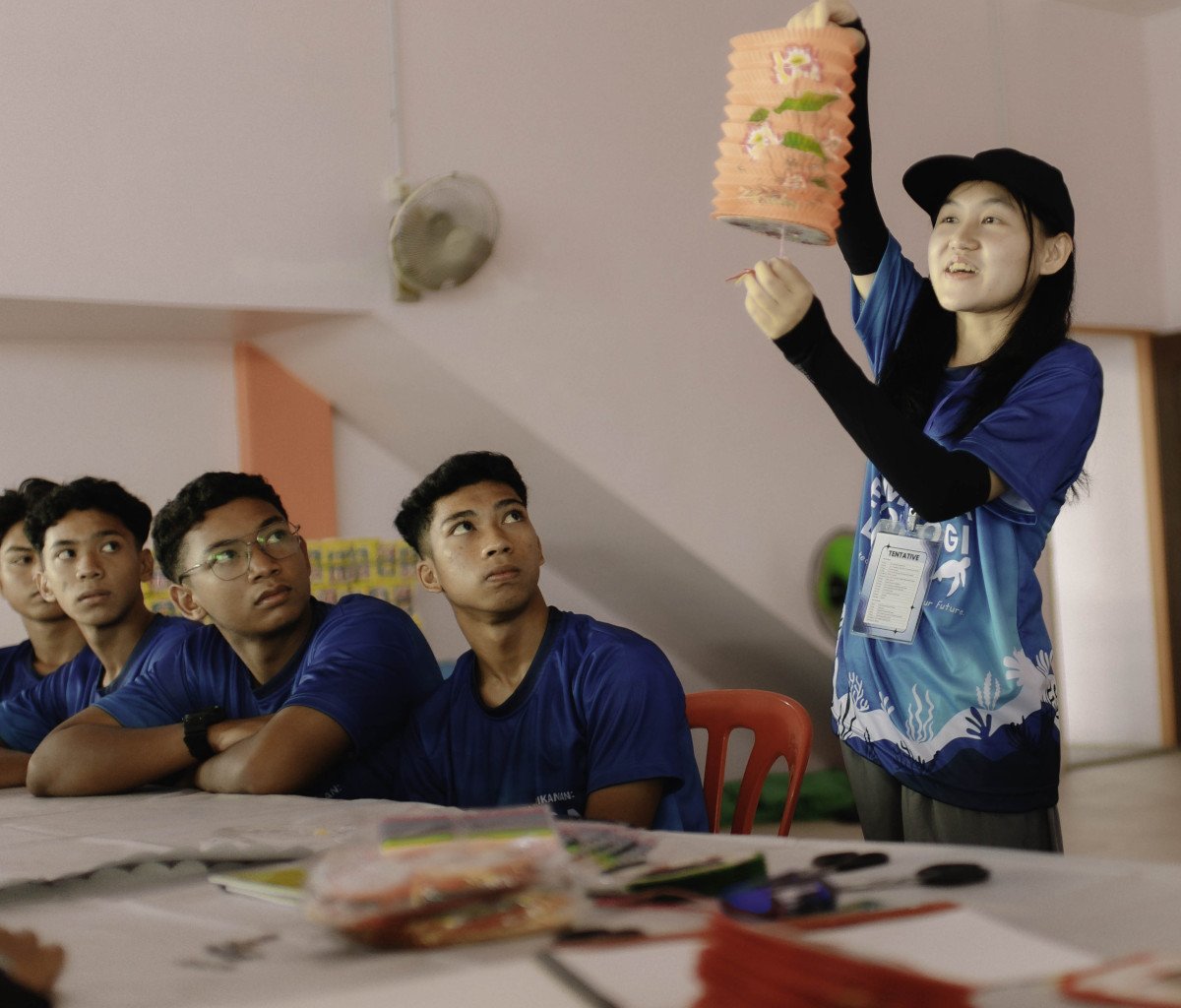 Aktiviti berkumpulan bersama sukarelawan UM